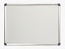Bílá jednoduchá magnetická tabule IP s ALU rámem 90x60 cm